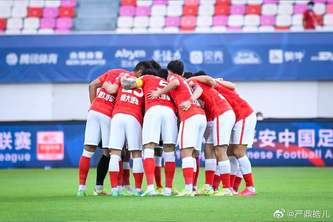 听到沐子川的一连串质问，杨若晴抬起头来。